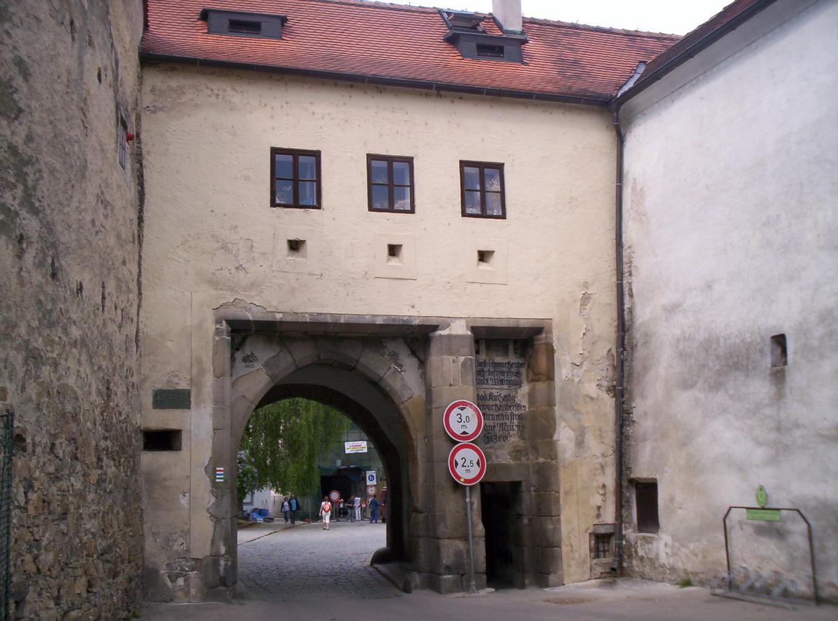 Novohradská brána