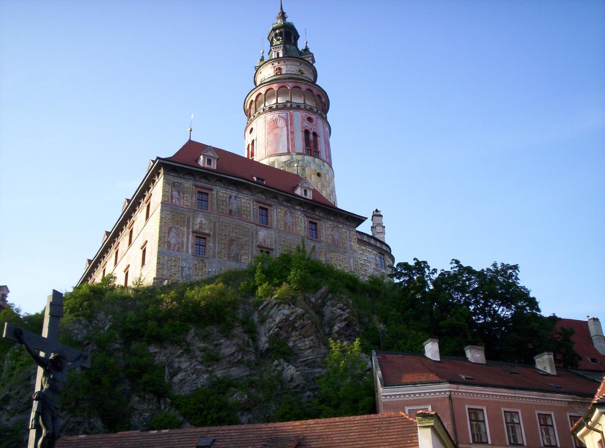 Hrádek a Zámecká věž od Lazebnického mostu